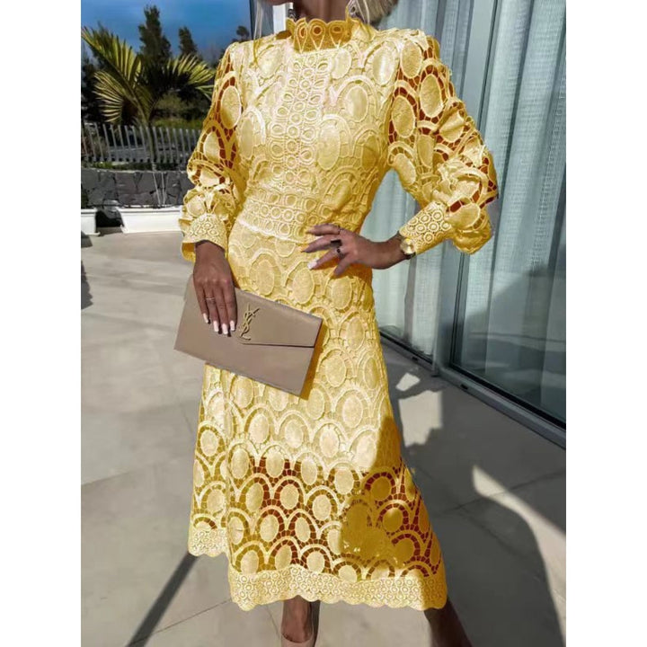 NOA™ – Delicate Lace Midi Dress